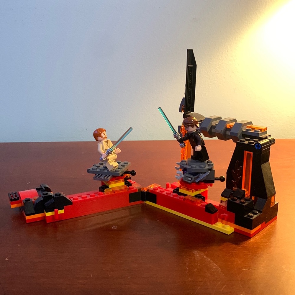 Lego Star Wars 75269 duel on mustafar. Good condition